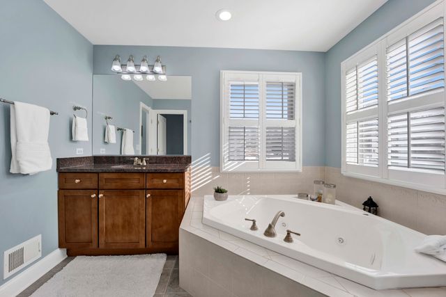 117 S Grant Street, Westmont, IL 60559