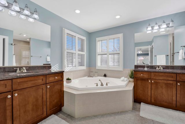 117 S Grant Street, Westmont, IL 60559