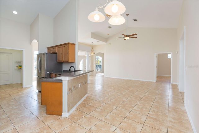 36281 OAK KNOLL LOOP, Dade City, FL 33525