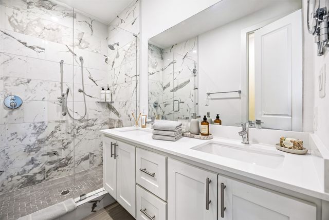 5707 Lindell Avenue 202, Dallas, TX 75206