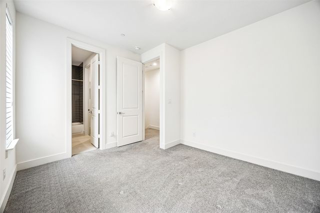 5707 Lindell Avenue 202, Dallas, TX 75206
