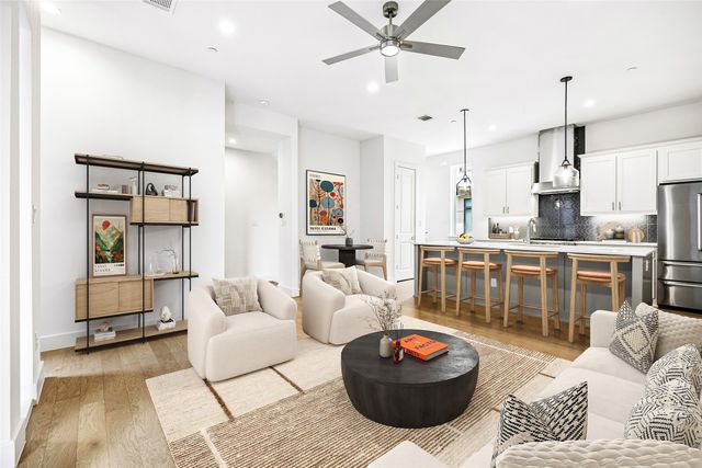 5707 Lindell Avenue 202, Dallas, TX 75206