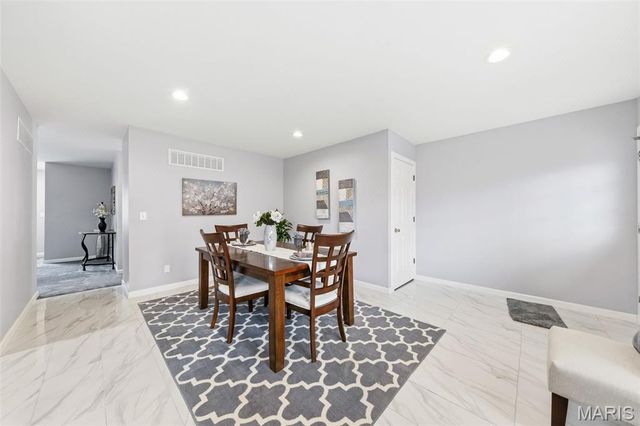 2 Tarpon Court, Florissant, MO 63033