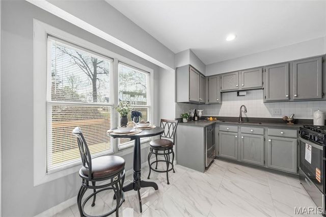 2 Tarpon Court, Florissant, MO 63033
