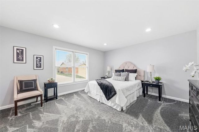 2 Tarpon Court, Florissant, MO 63033