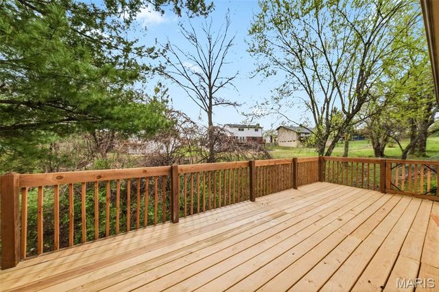 2 Tarpon Court, Florissant, MO 63033