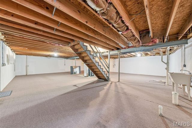 2 Tarpon Court, Florissant, MO 63033