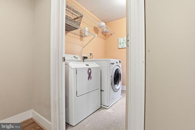 2809 CLOVE LN, Edgewater, MD 21037
