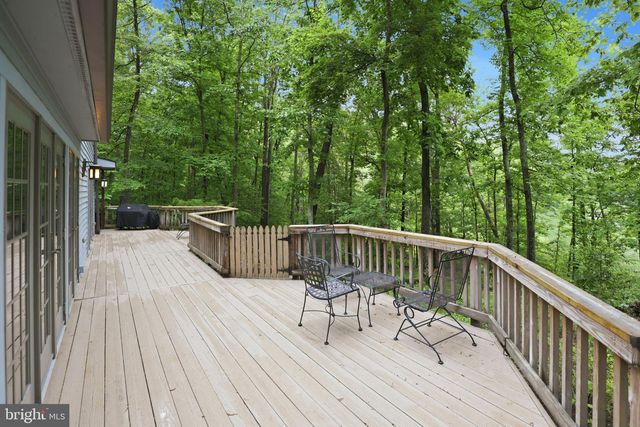 2809 CLOVE LN, Edgewater, MD 21037
