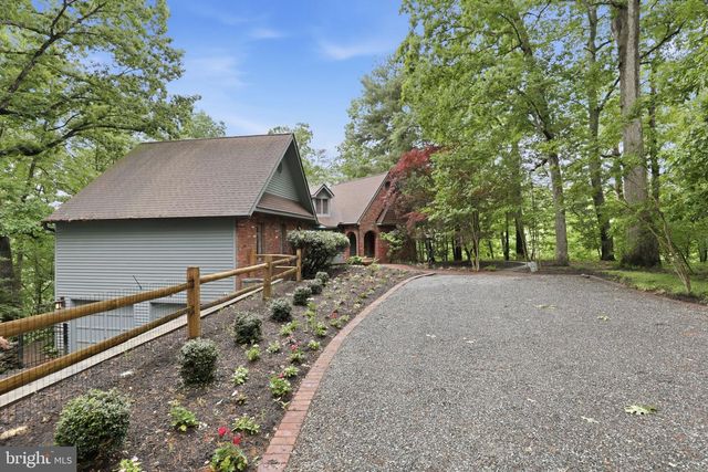 2809 CLOVE LN, Edgewater, MD 21037