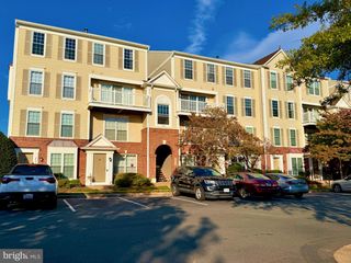 46924 COURTYARD SQ #301, Sterling, VA 20164
