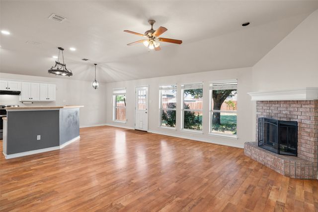 3018 Stroll Drive, Granbury, TX 76049