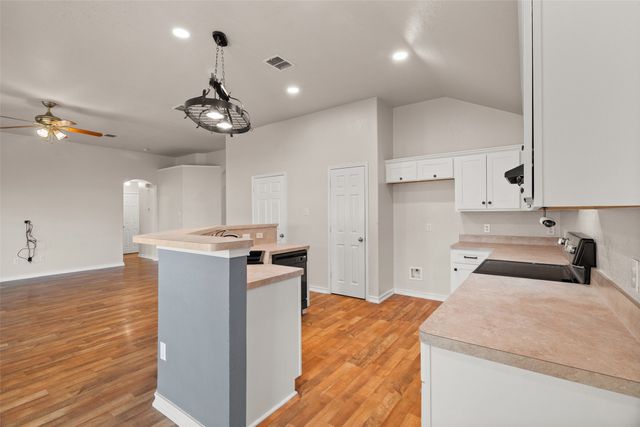 3018 Stroll Drive, Granbury, TX 76049