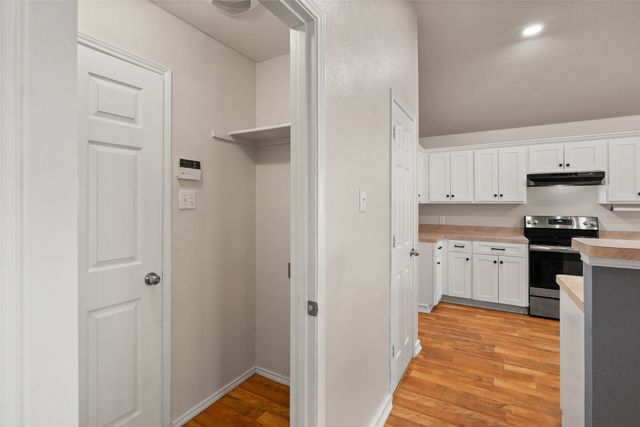 3018 Stroll Drive, Granbury, TX 76049