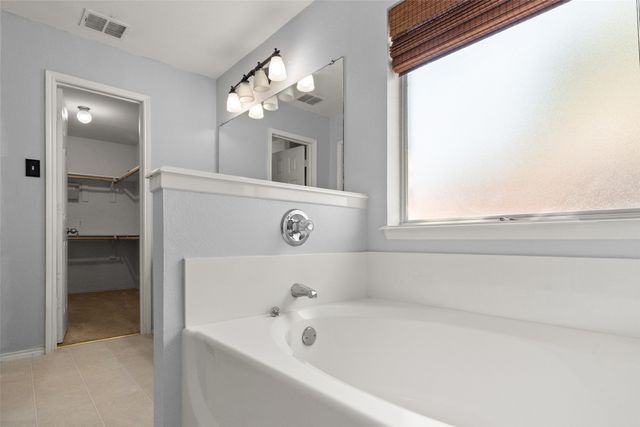 3018 Stroll Drive, Granbury, TX 76049