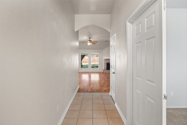 3018 Stroll Drive, Granbury, TX 76049