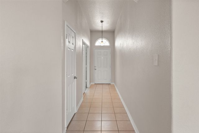 3018 Stroll Drive, Granbury, TX 76049