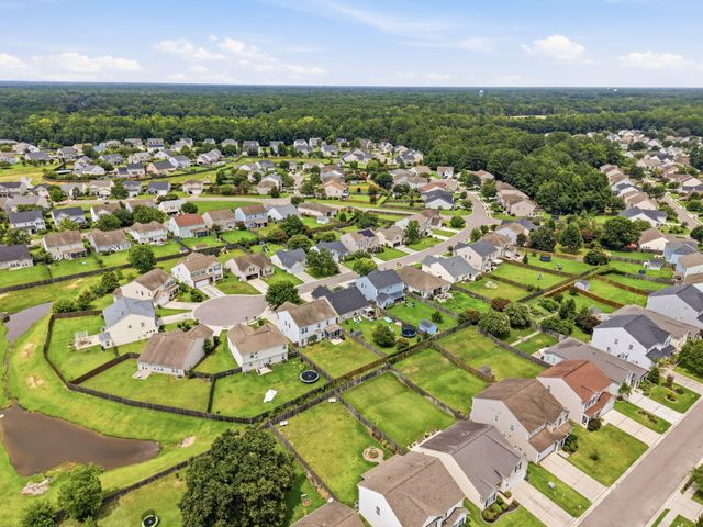 8017 Henderson Road, Summerville, SC 29483