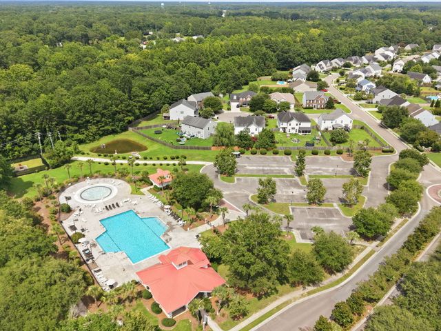 8017 Henderson Road, Summerville, SC 29483