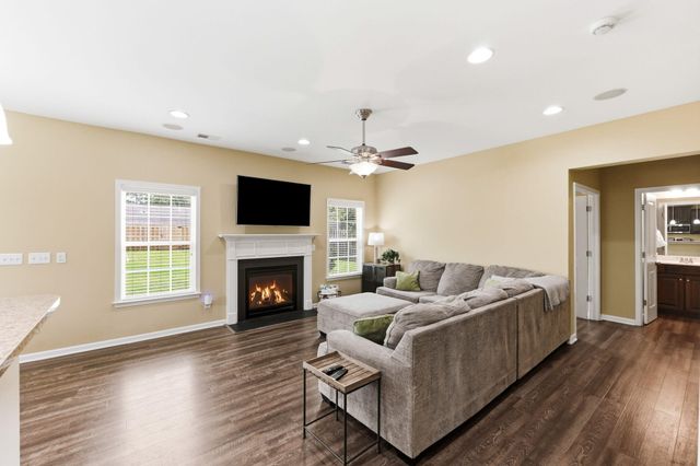 8017 Henderson Road, Summerville, SC 29483