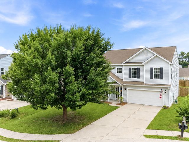 8017 Henderson Road, Summerville, SC 29483