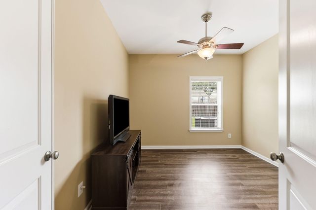 8017 Henderson Road, Summerville, SC 29483