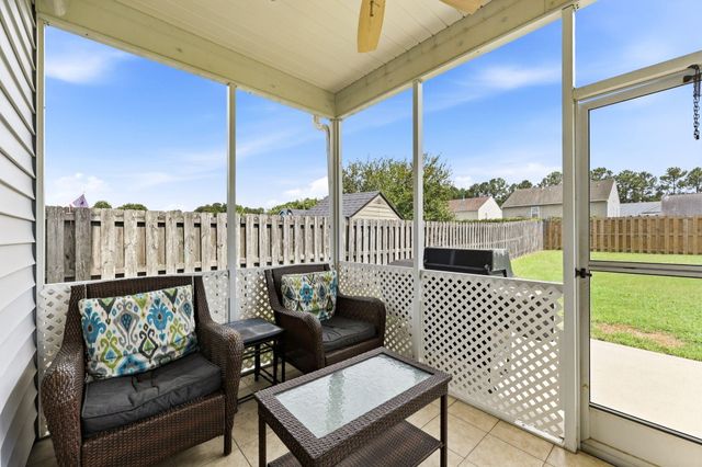8017 Henderson Road, Summerville, SC 29483
