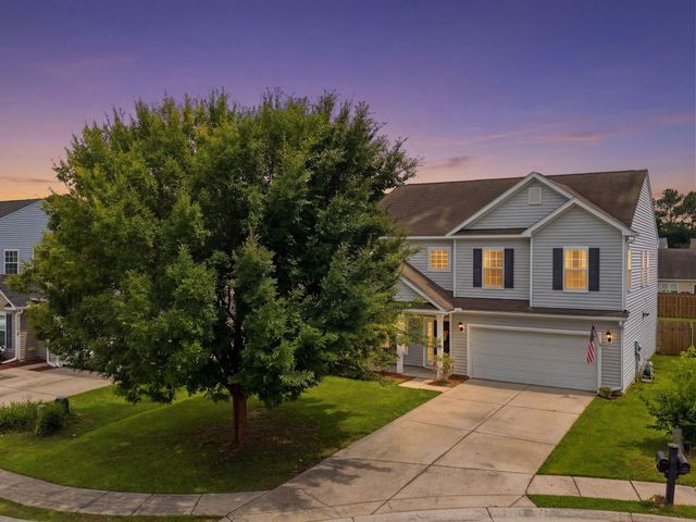 8017 Henderson Road, Summerville, SC 29483
