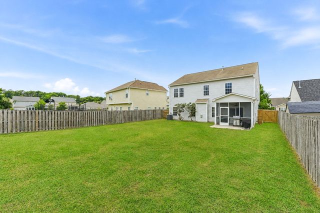8017 Henderson Road, Summerville, SC 29483