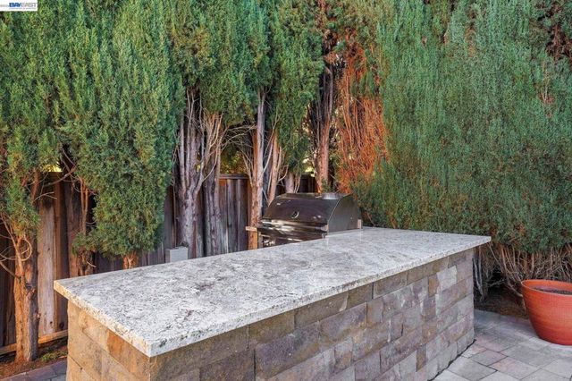 4823 4823 Pipit Court, Pleasanton, CA 94566