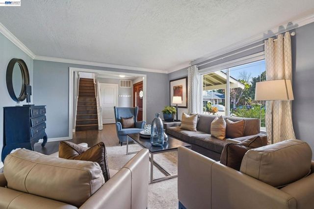 4823 4823 Pipit Court, Pleasanton, CA 94566