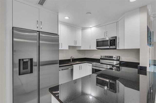 6319 Bay Club Drive 1, Fort Lauderdale, FL 33308
