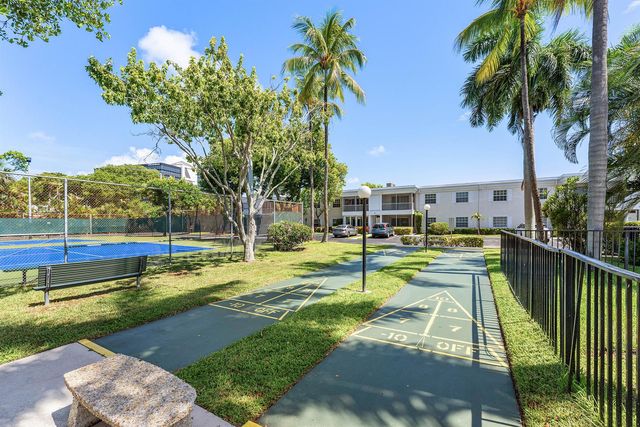 6319 Bay Club Drive 1, Fort Lauderdale, FL 33308