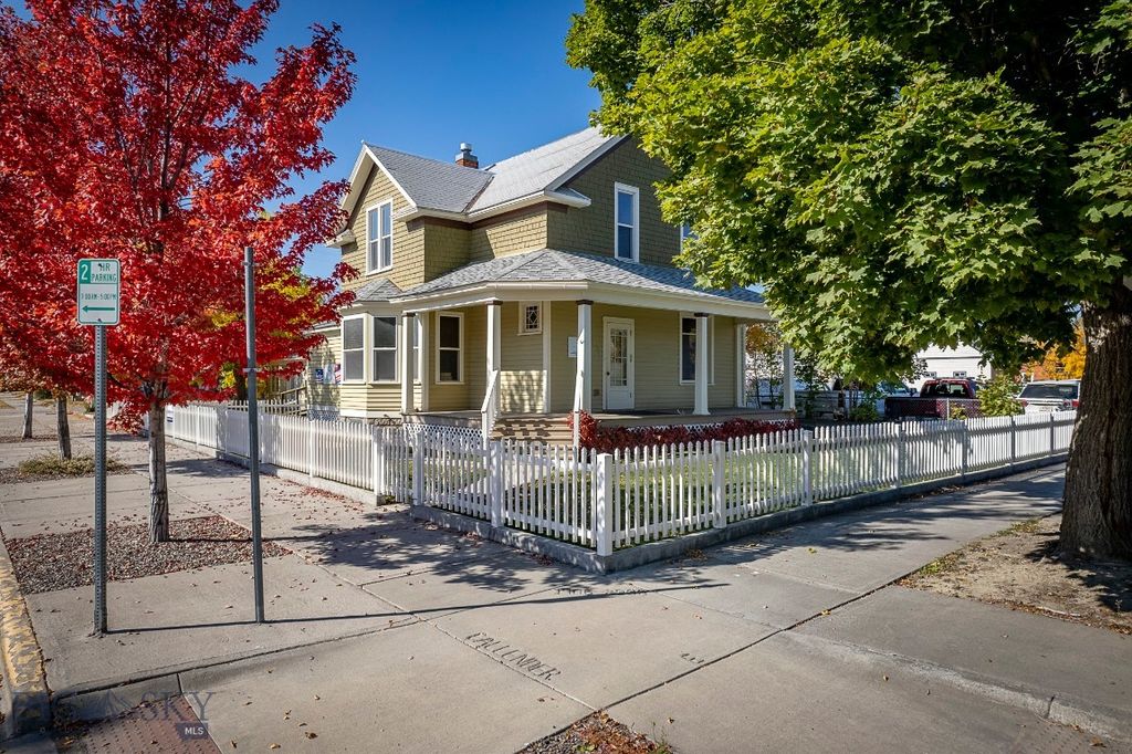 101 N E Street, Livingston, MT 59047