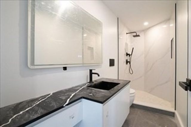 29 Woodford 3, Boston, MA 02125