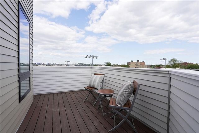 29 Woodford 3, Boston, MA 02125