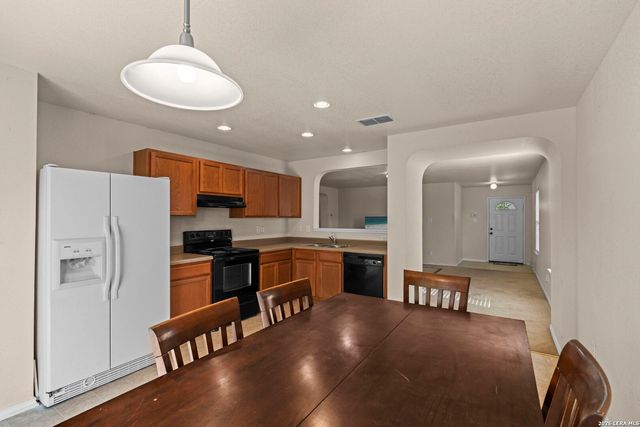 10132 Del Lago, San Antonio, TX 78245