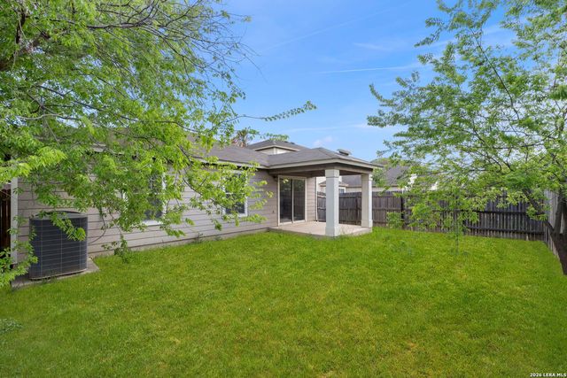 10132 Del Lago, San Antonio, TX 78245