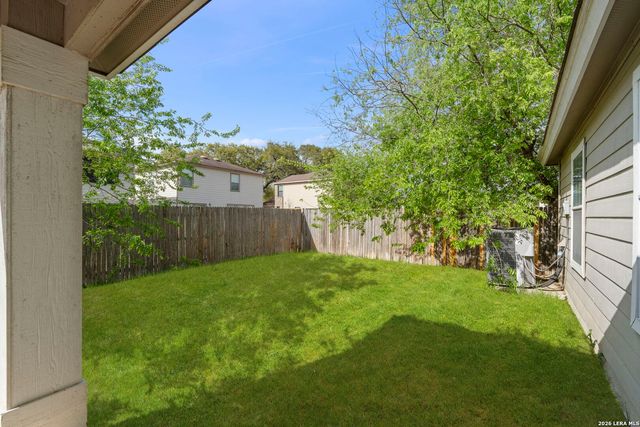 10132 Del Lago, San Antonio, TX 78245