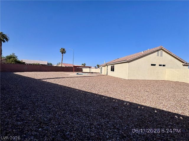 222 Quailbush Drive, North Las Vegas, NV 89031
