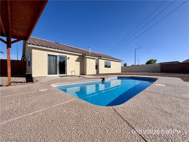 222 Quailbush Drive, North Las Vegas, NV 89031