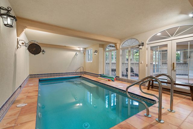 648 Long Cove Court, Riverwoods, IL 60015