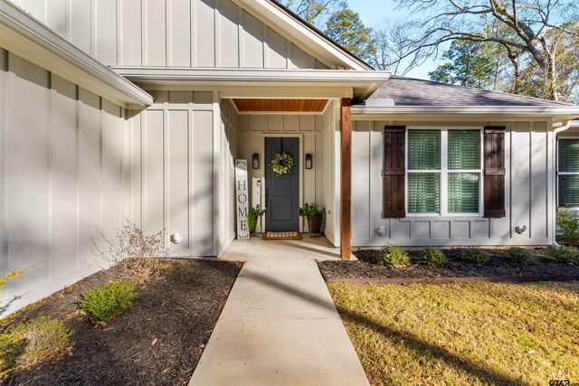 1627 Orchard Ln, Hideaway, TX 75771