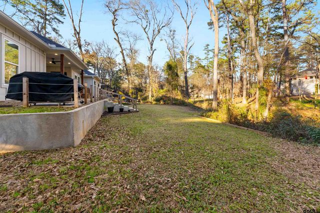 1627 Orchard Ln, Hideaway, TX 75771