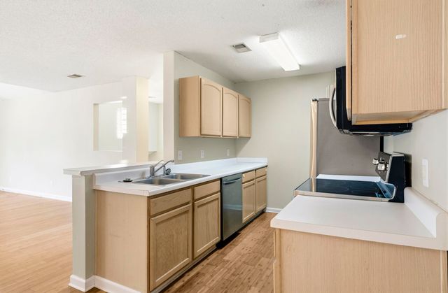 4385 Daphne Ln Unit F, Murrells Inlet, SC 29576