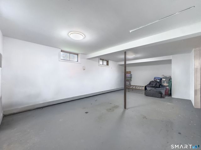 26 Mabel Avenue, Danbury, CT 06811