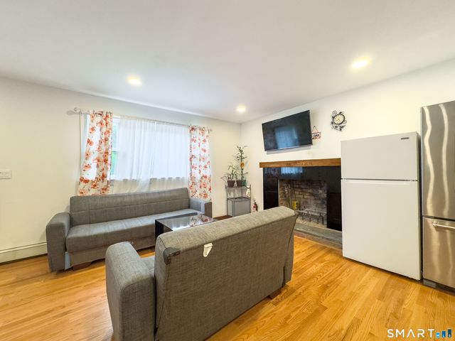 26 Mabel Avenue, Danbury, CT 06811