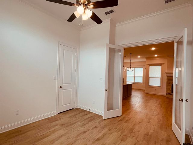 320 Amanda Avenue, Bullard, TX 75757
