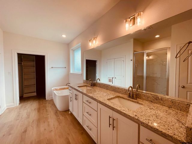 320 Amanda Avenue, Bullard, TX 75757