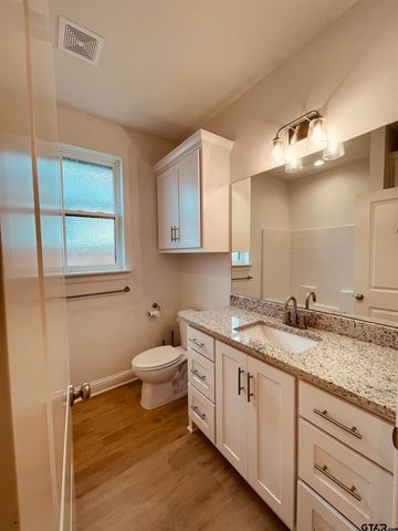 320 Amanda Avenue, Bullard, TX 75757